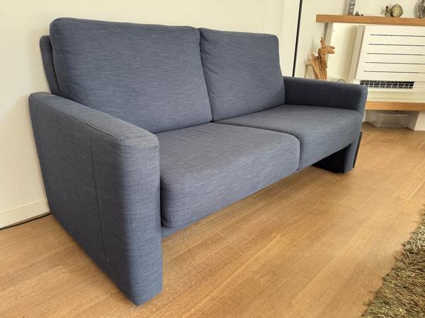 Blauwe stoffen 2 zits bank