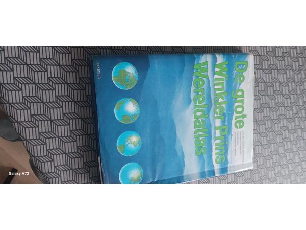 De Grote Winkler Prins Wereldatlas