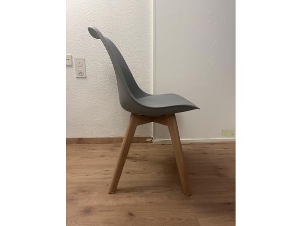 4 Moderne lichtgrijze Keeve (dupe) eetkamerstoelen – set van 4