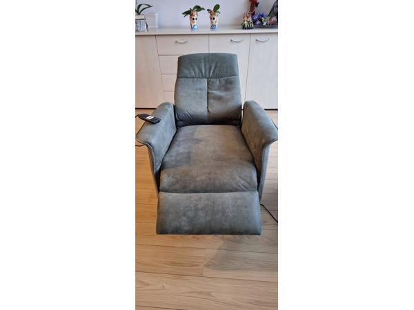 Sta-op stoel (Relaxfauteuil) HELEEN. 10 maanden gebruikt