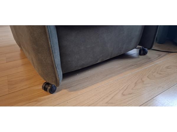 Sta-op stoel (Relaxfauteuil) HELEEN. 10 maanden gebruikt