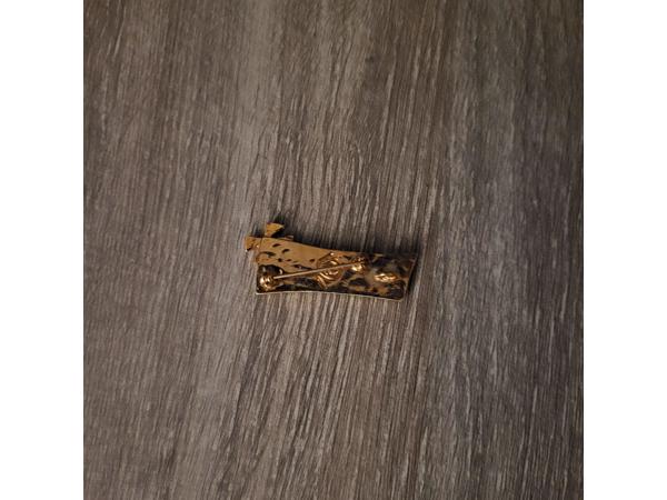 Lancome paris broche & hanger