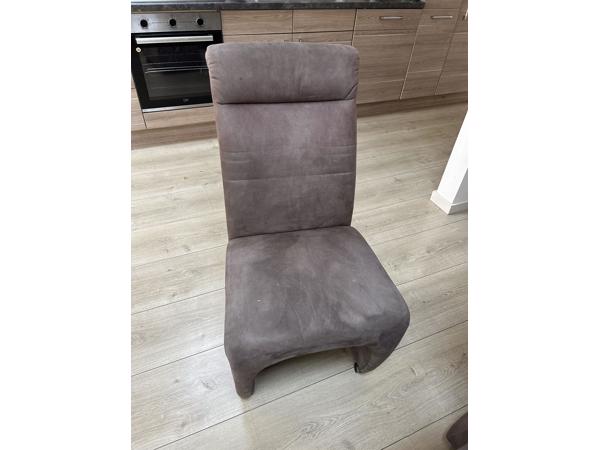 6 eetkamer stoelen + tafel