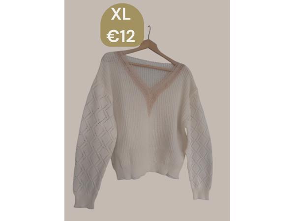 V hals trui creme beige XL