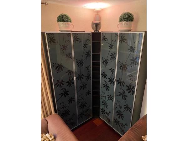 Ikea boekenkast Billy (hoekopstelling)