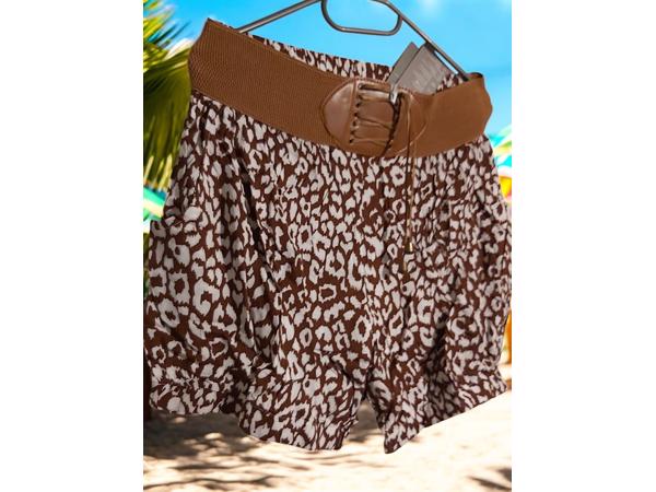 Korte broek bruin wit M/L