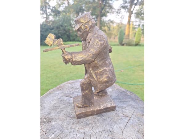 Klepperderk Hellendoorn bronzen beeldje