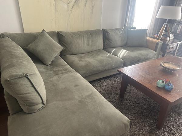 Olijfgroene loungebank voor binnen