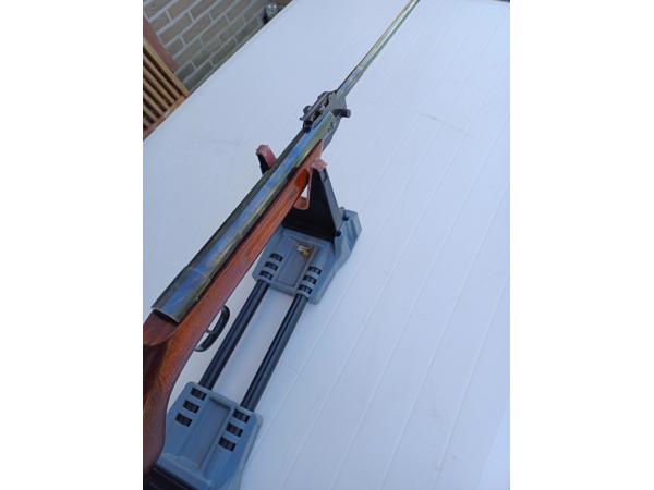 Te Koop luchtgeweer Falke