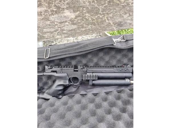 Hatsan Jet 2 5.5mm pcp pistool met kolf