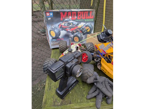 2 radio grafische autos