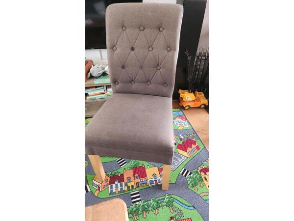 6  mooie eettafel stoelen