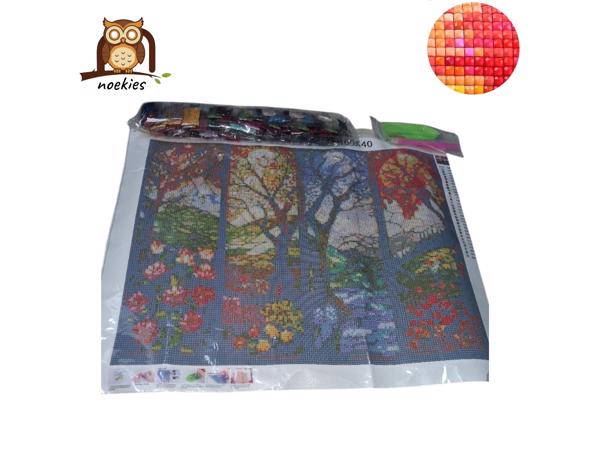 nr 22 Diamond Painting 4 seizoenen bomen 50x40cm (vierkant)