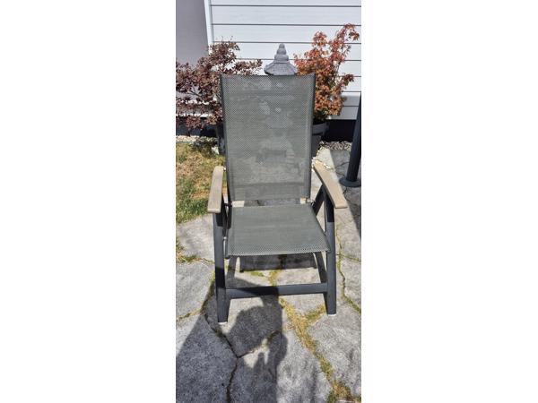 Tuinset, 3 verstelbare stoelen, 3 kussens en tafel 160x90