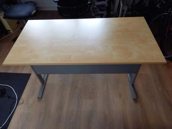 Bureau ikea fredrik