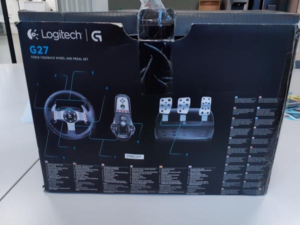 Logitech G27 force feedback wiel, pedalen en originele doos