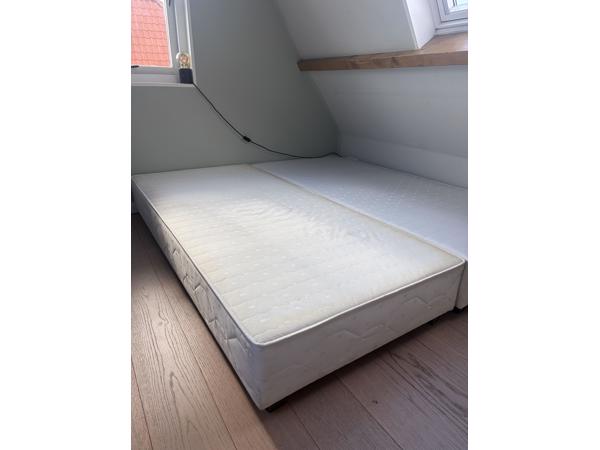 Tweepersoons boxspring incl matras