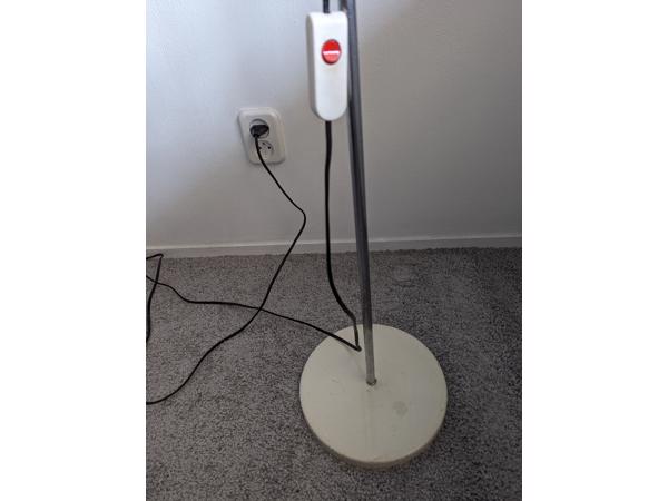 Bollamp aan standaard