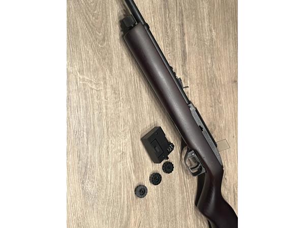 Crosman 1077 wood luchtbuks