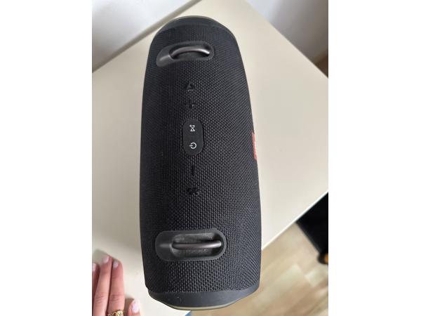 JBL speaker extreme 2
