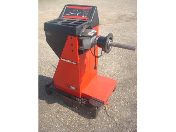 JohnBean B100N Motor balanceermachine