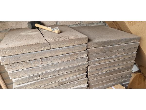 66 grijze terrastegels