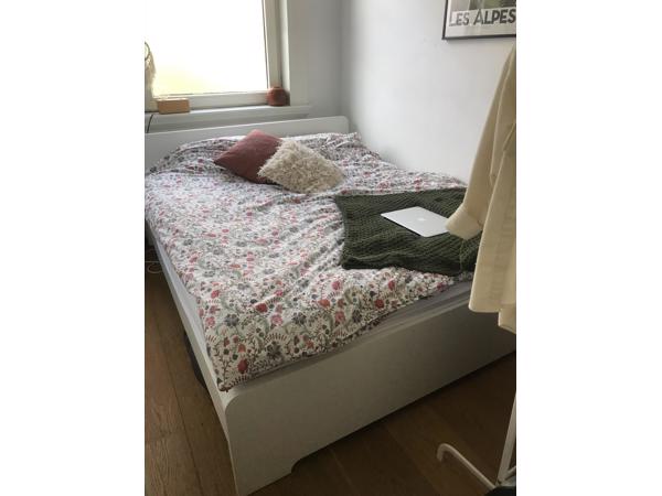Ikea Askvoll bed frame 160cm
