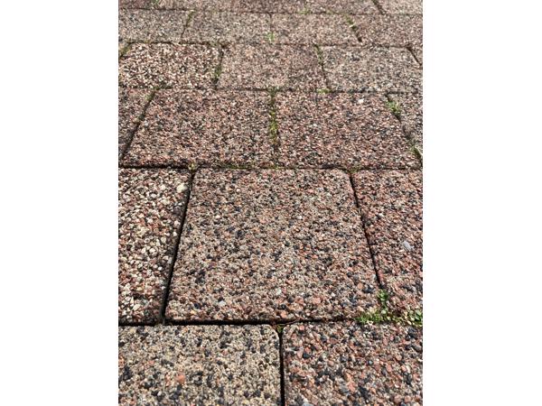 Sierbestrating, gratis af te halen