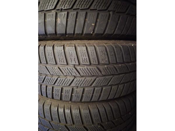 Winterbanden - 195/65 R15 T