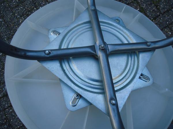 Ikea Vintage Design draaibaar 360 graden plateau Kuipstoel