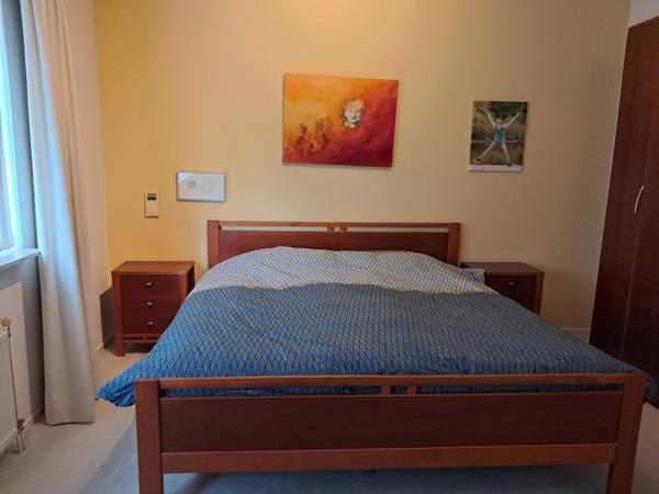 Gehele slaapkamer in goede staat gratis af te halen