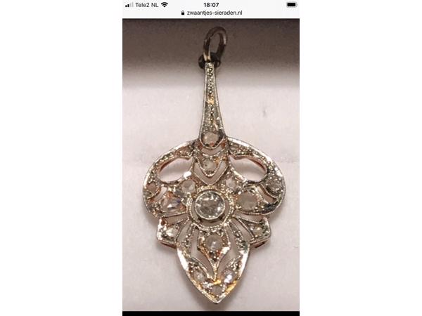 18 karaat gouden antieke hangers met roosdiamant