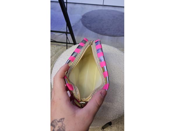 Victoria secret toilettas Donker roze/Goud