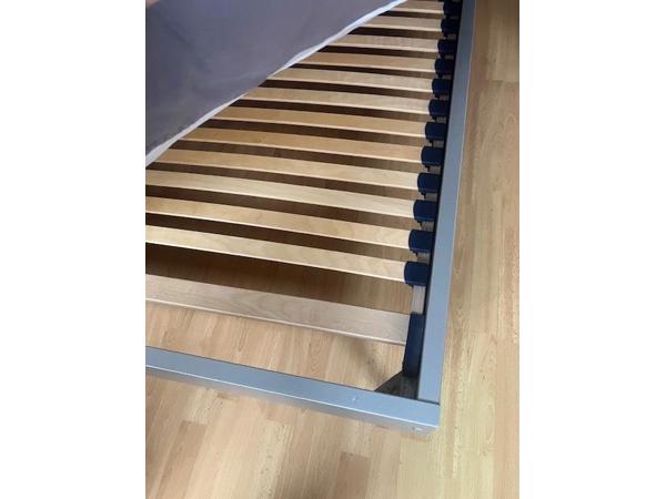 ikea bedden met lattenbodem 90 x 200 cm