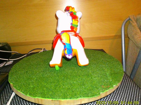 Clementoni zingende pony 1