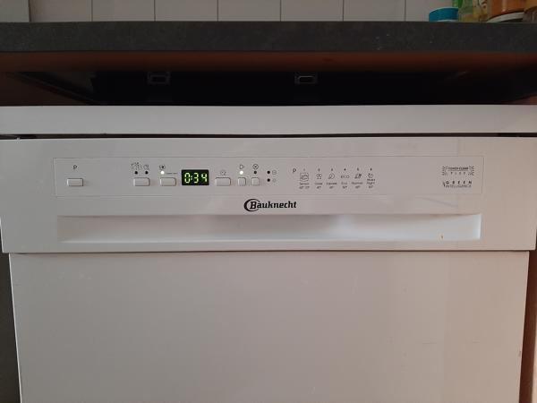 Prima werkende afwasmachine aangeboden