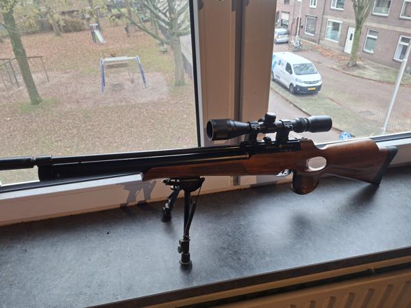 Luchtbuks pcp buks in 5.5 mm FX 6000 cutlas