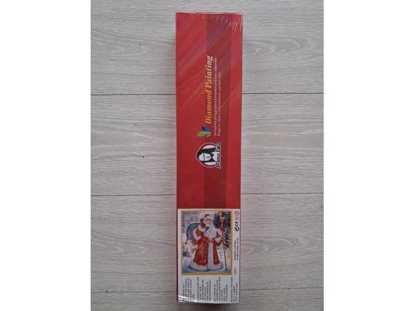 nr 76 Diamond painting kerstman met rugzak 50x40cm (rond)