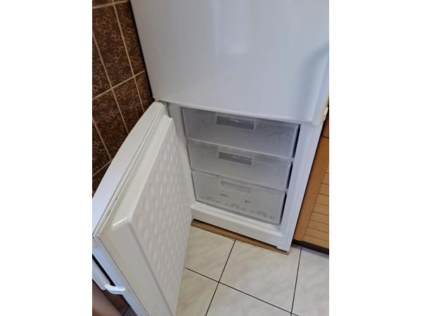 Wasmachine En Koelkast