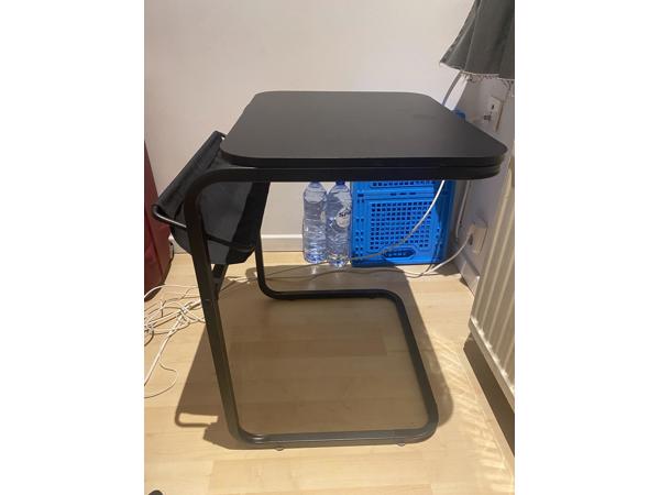 zwarte bijzettafel van ikea