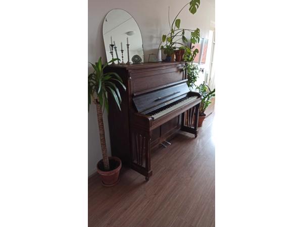 Cc bender’s piano & orgelhandel
