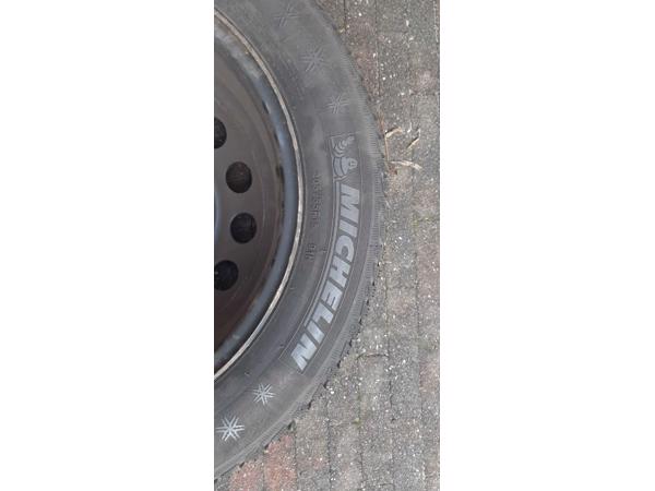 Te koop: Michelin Alpin 5 set winterbanden op velg