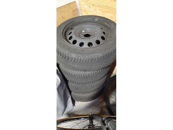 Te koop: Michelin Alpin 5 set winterbanden op velg