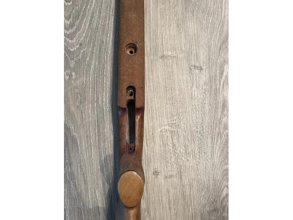 Linkshandige kolf grendelgeweer