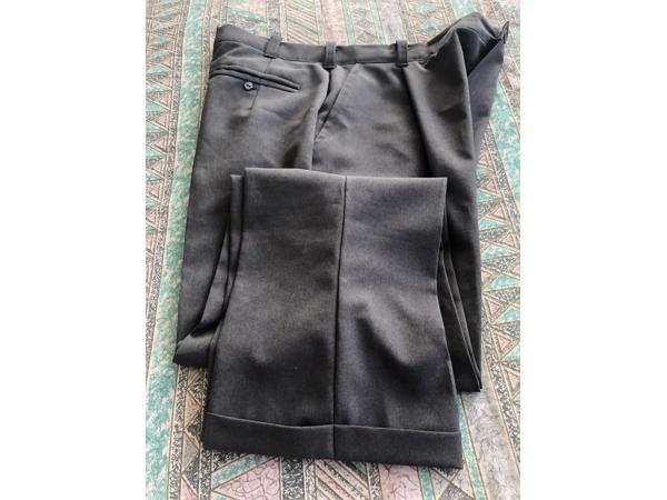 mooie nieuwe heren pantalon