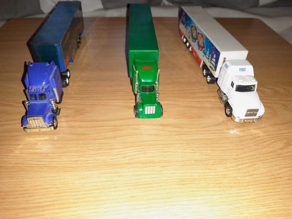 3 amerikaanse truck combinaties.