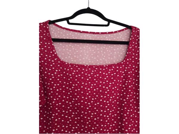 Stretchy rood shirt hartjes S