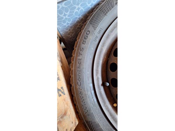 Set van 4 winterbanden op stalen velg 205/55 R16