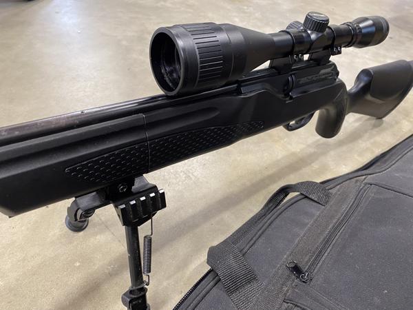 Hammerli 850 buks set met bipod en kijker .177