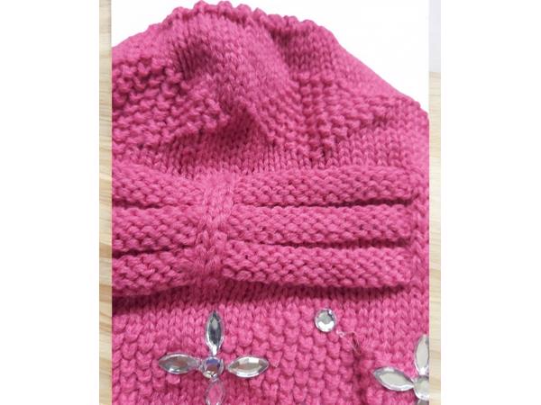 Beanie muts roze met glitter stenen